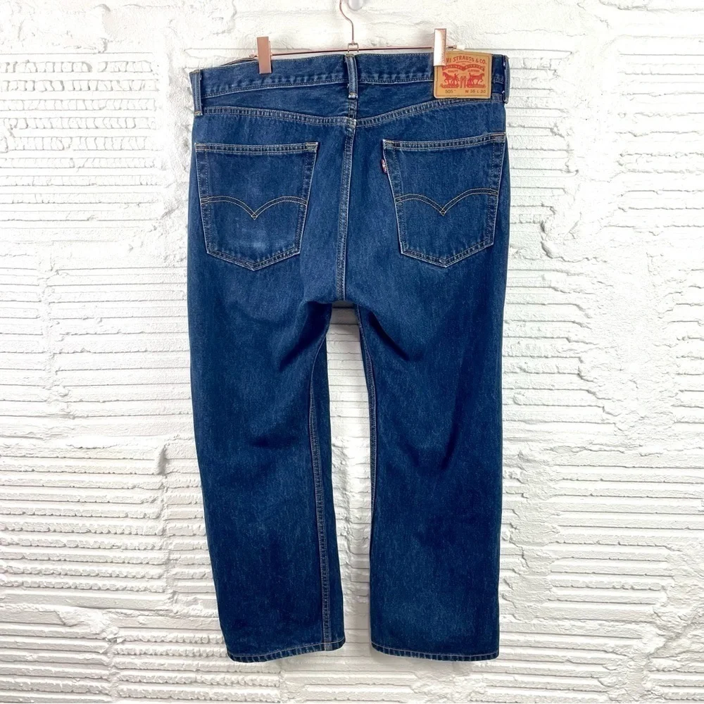 Levi's Men's 505 Straight Jeans Medium‎ Wash 100% Cotton Waist 36